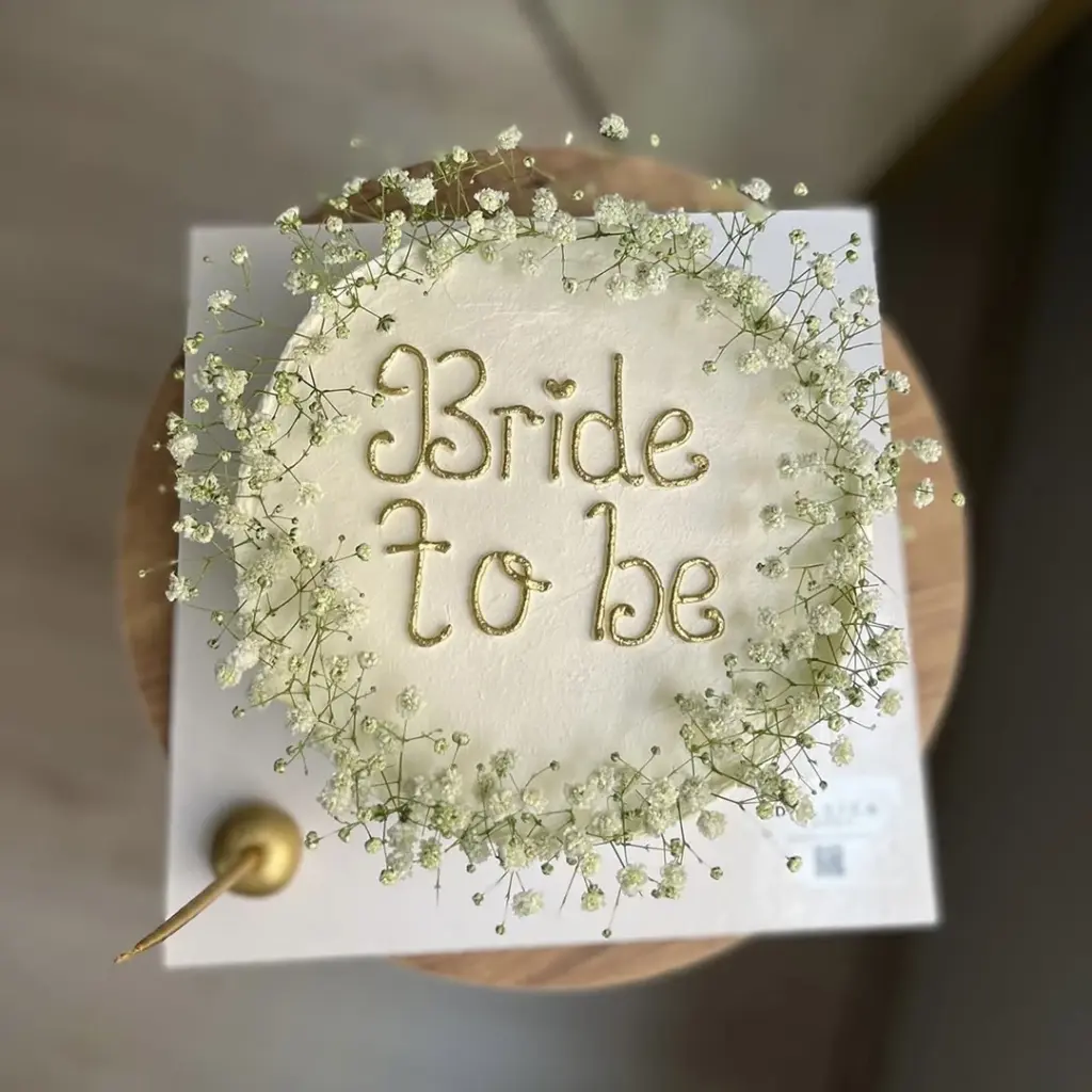 Alanya bride to be ( bekarlığa veda) canlı çiçekli, Alanya Butik Pasta